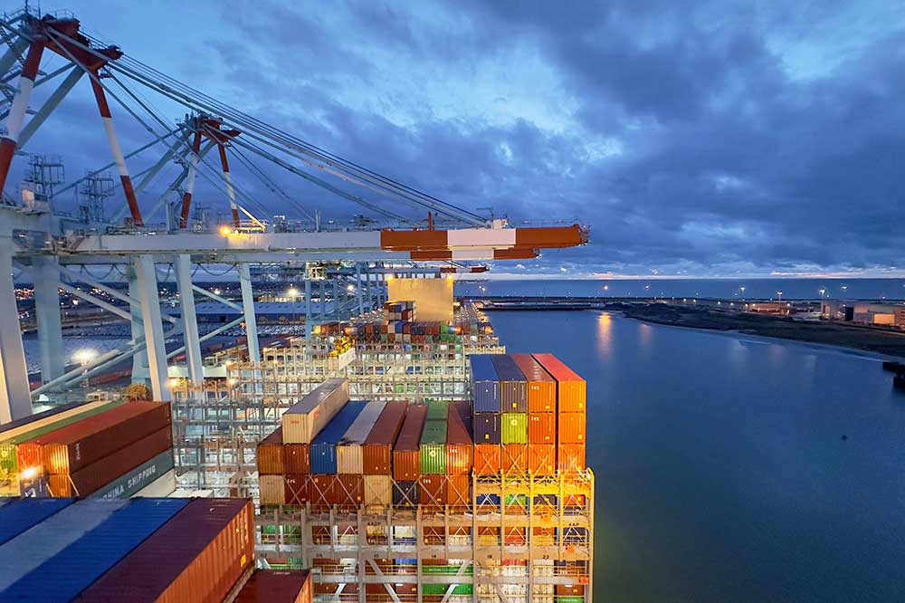 OOCL_Zeebrugge_Maiden_call Antwerpen
