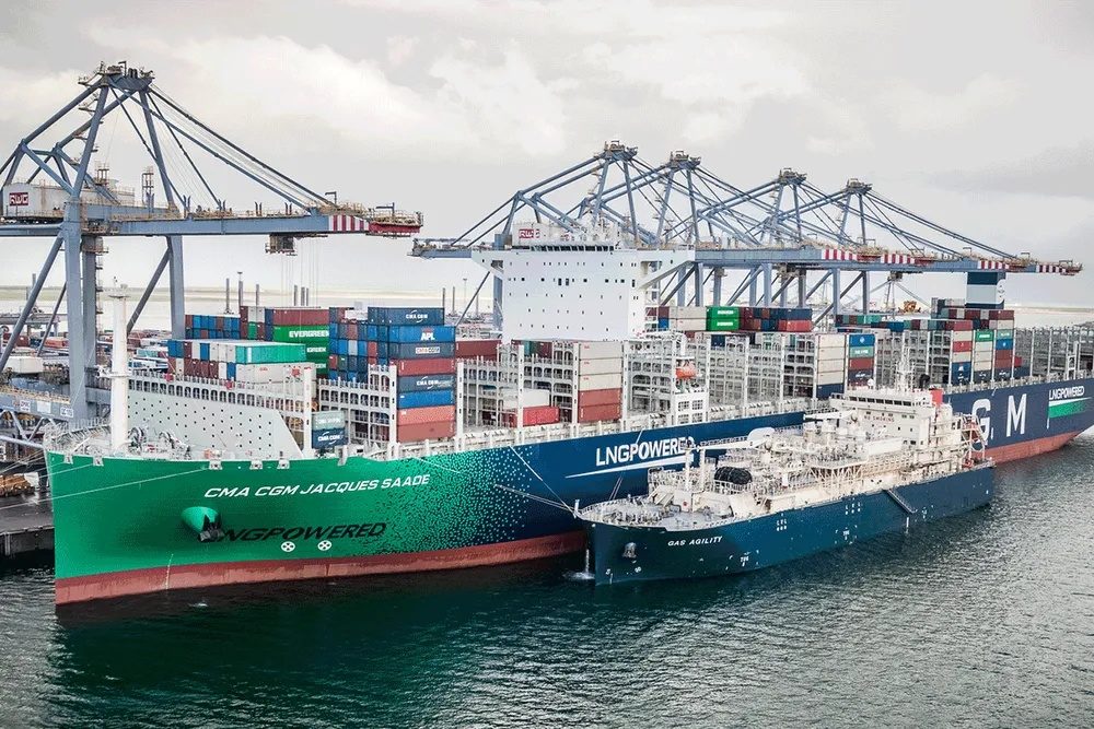 Ein Schiff von CMA CGM