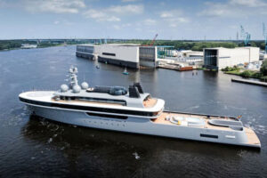 Das futuristische Design der "Cosmos" stammt von Marc Newson