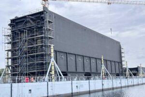 Die Große Seeschleuse in Wilhelmshaven ist vollständig mit Korrosionsschutz von Steelpaint behandelt worden