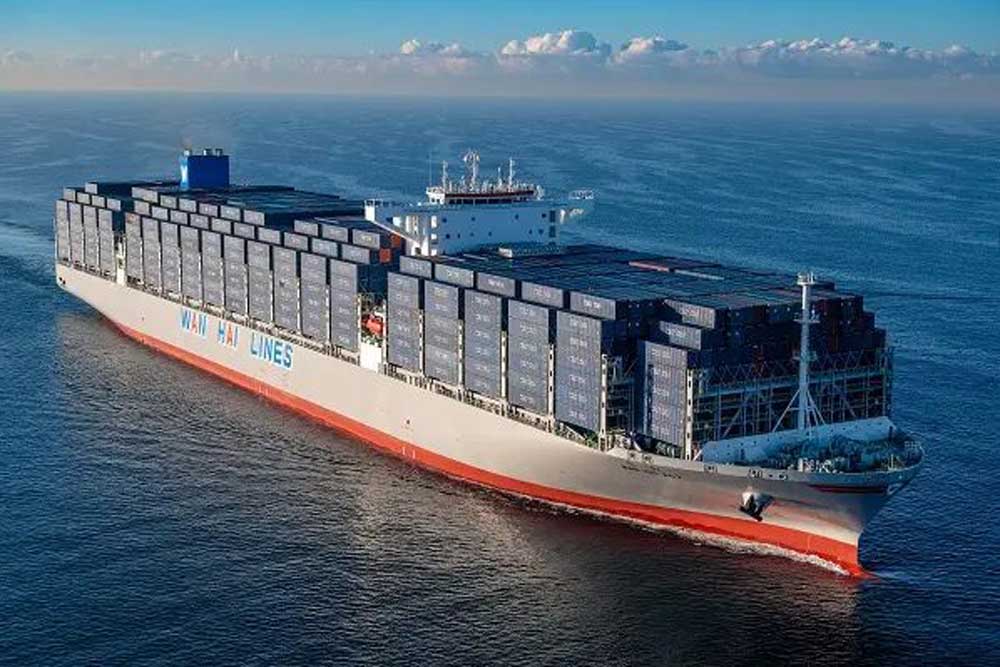 Containerschiff von Wan Hai