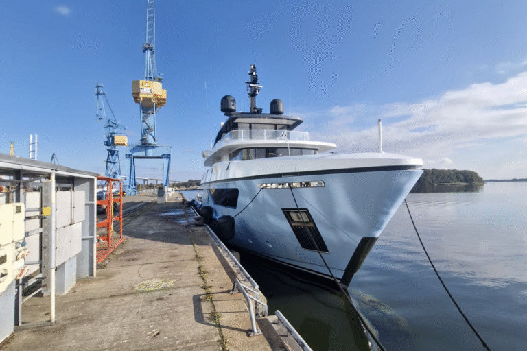  Fotiadis eröffnet neue Superyacht-Werft Astra Nord in Stralsund