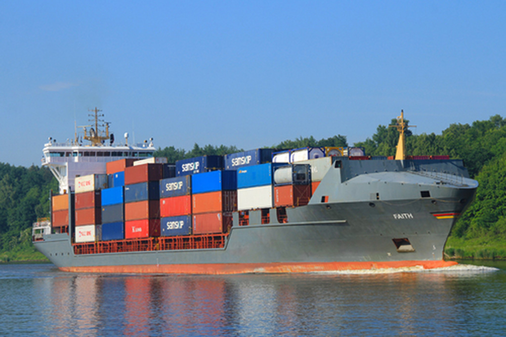 ER-Gruppe übernimmt weitere Anteile an der MS FAITH (917 TEU) und weiteren fünf Feederschiffen