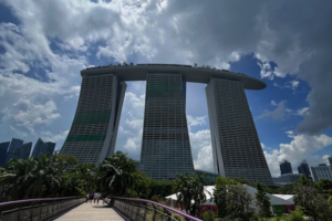 Ein Hotel in dem die Konferenz und Messer stattfindet