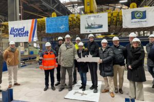 Stahlschnitt für DLR-Forschungsschiff bei der Flensburger Shipyard