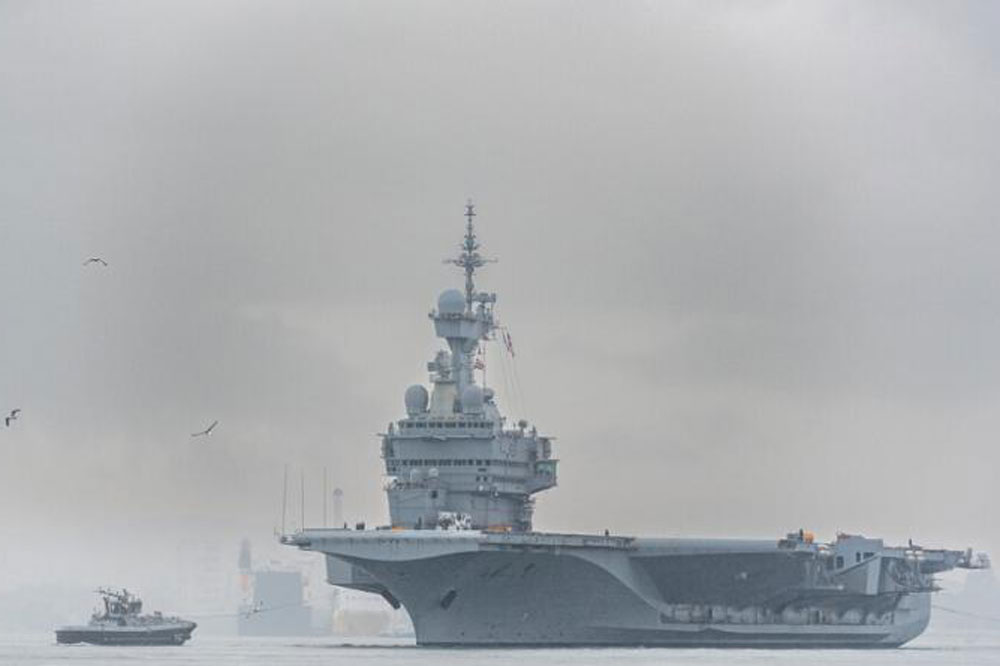 Zur Unterstützung der USA hat Frankreich seinen Flugzeugträger "Charles de Gaulle"in Krisengebiet geschickt (