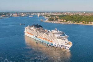 Kreuzfahrtschiff „MSC Euribia“ in Kiel