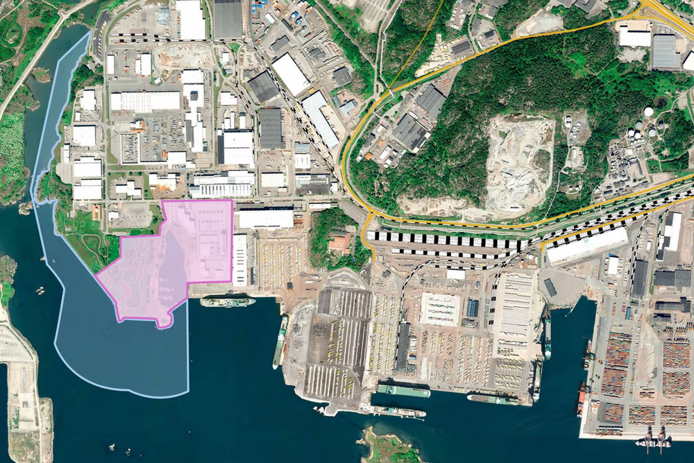 Die pinken und blauen Markierungen zeigen die Flächen, die vom Hafen Göteborg erworben werden. (© Hafen Göteborg)