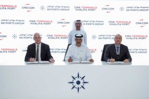 Vertreter von CMA CGM und AD Ports