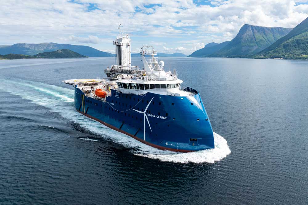 CSOV „Windea Clarke“ auf dem Meer