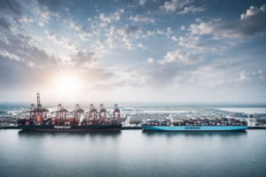 Die Allianz-Partner Maersk und Hapag-Lloyd wollen wieder durchs Rote Meer fahren © Hapag-Lloyd)