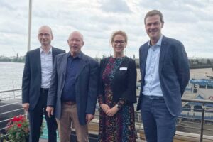 Stellten gemeinsam die Jahresbilanz vor: Hauke Schlegel (Geschäftsführer der AG Marine Equipment and Systems im VDMA), Martin Johansmann (Vorstandsvorsitzender VDMA Marine Equipment and Systems), Katrin Caldwell (Geschäftsführerin VDMA Landesverband Nord | AG Marine Equipment and Systems) und Sebastian Meise (Vorstandsmitglied VDMA Marine Equipment and Systems) (© Wroblewski)