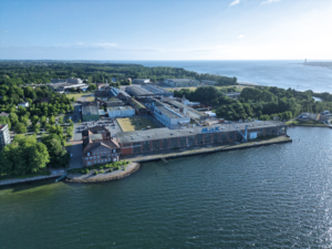 Der DLR-Standort in Kiel. Das Institut für Maritime Technologien und Antriebssysteme hat außerdem einen Standort in Geesthacht. Insgesamt arbeiten 140 Mitarbeiter in sieben Abteilung (© Matthias Suessen)
