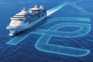 Ein Schiff auf dem Meer; auf der Oberfläche ist der Schirftzug FE zu lesen