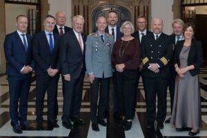 Eine Gruppe von Personen auf dem Bremer Kapitänstag