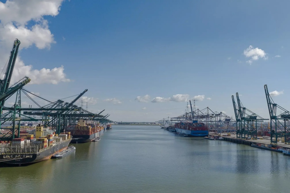 (© Port Of Antwerpen Bruges)