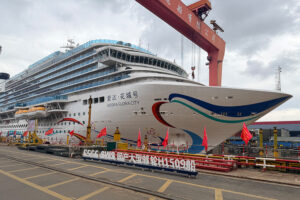 Neben der Adora Mediterranea und der Adora Magic City wird damit künftig auch die Adora Flora City von COLUMBIA cruise services betreut.