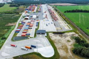Das Metrans-Terminal in Gadki bei Posen: Nach dem Ausbau liegt die jährliche Umschlagkapazität bei rund 590.000 TEU (© Metrans)