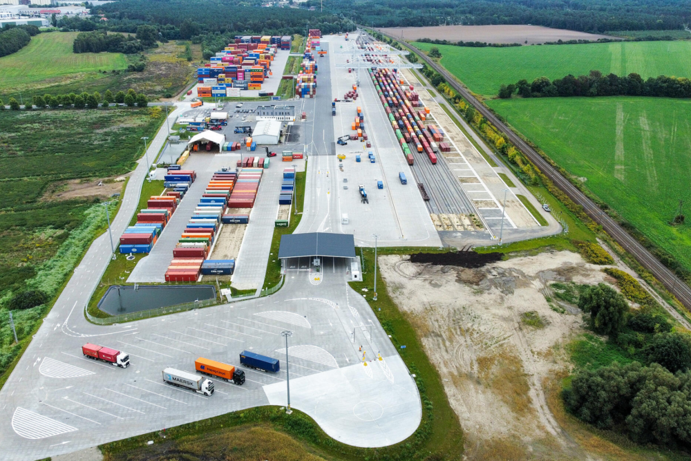 Das Metrans-Terminal in Gadki bei Posen: Nach dem Ausbau liegt die jährliche Umschlagkapazität bei rund 590.000 TEU (© Metrans)