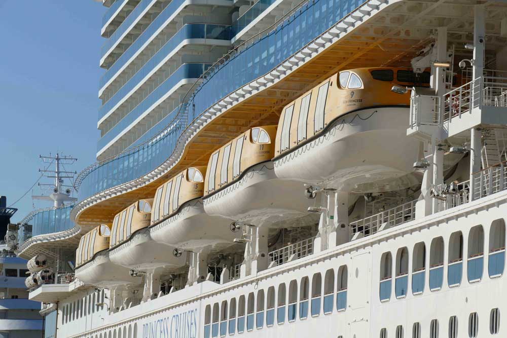 Rettungsboote der Fassmer Werft auf der „Sun Princess“