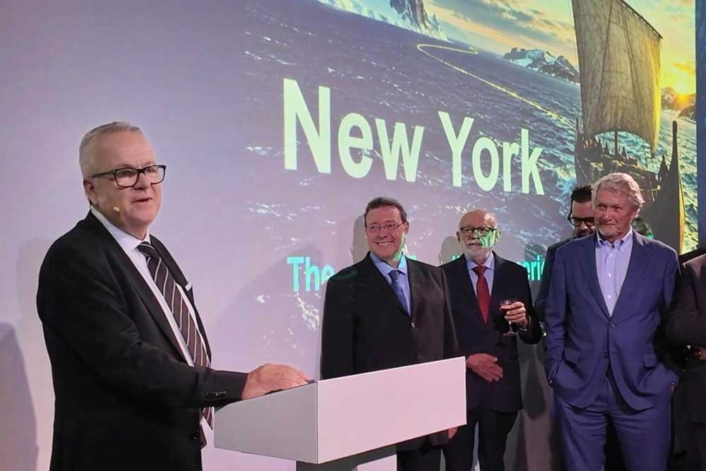 CEO Thomas Nordberg (l.) eröffnete das neue Büro in New York